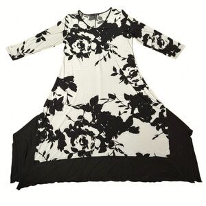 Sun Kim Black/Beige Floral Handkerchief Hem Dress Size Small Lagenlook Style